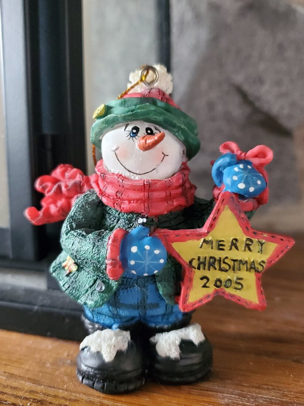 Merry Christmas 2005 Snowman Ornament  Figurine